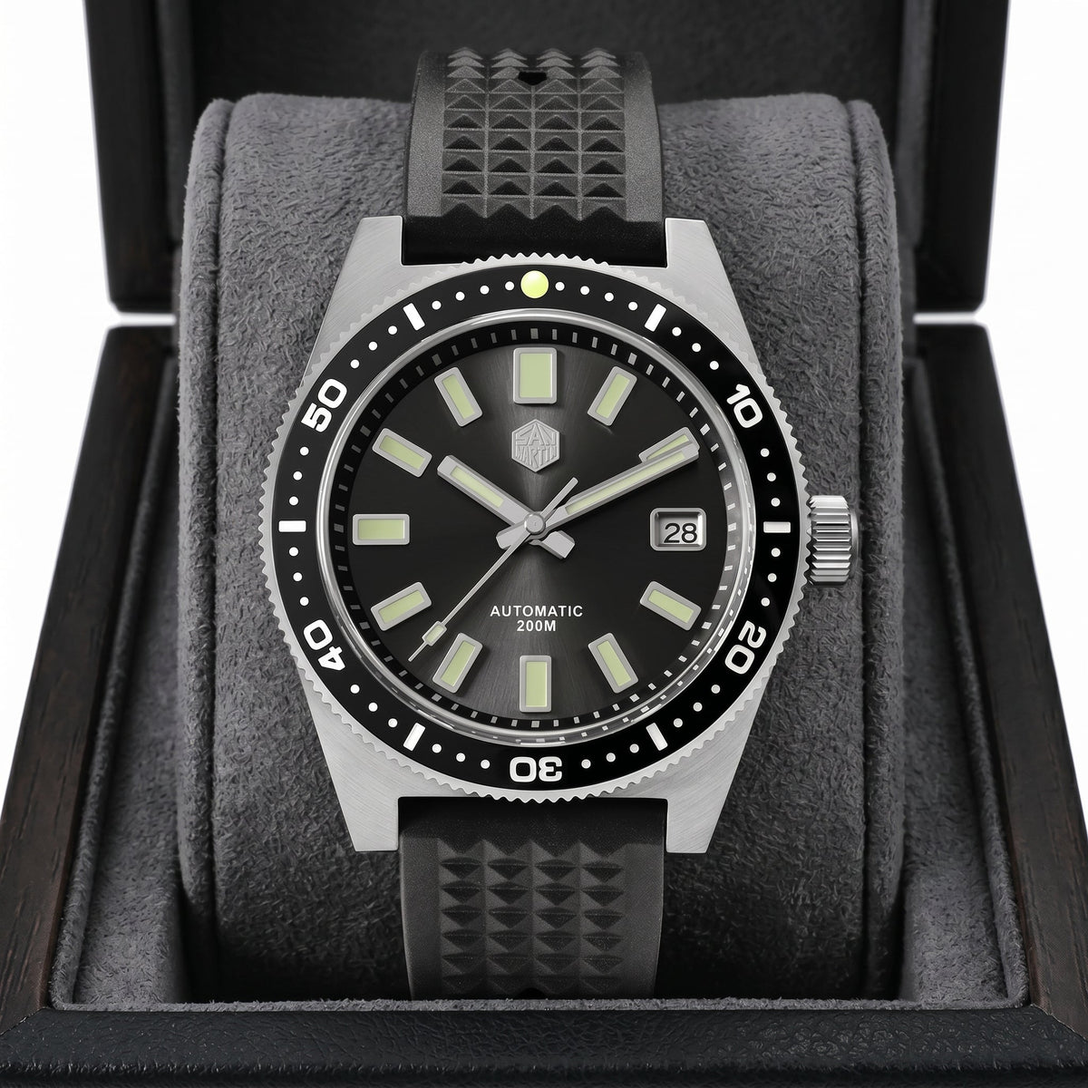 San Martin SN0007-G V4 - Watch in presentation box