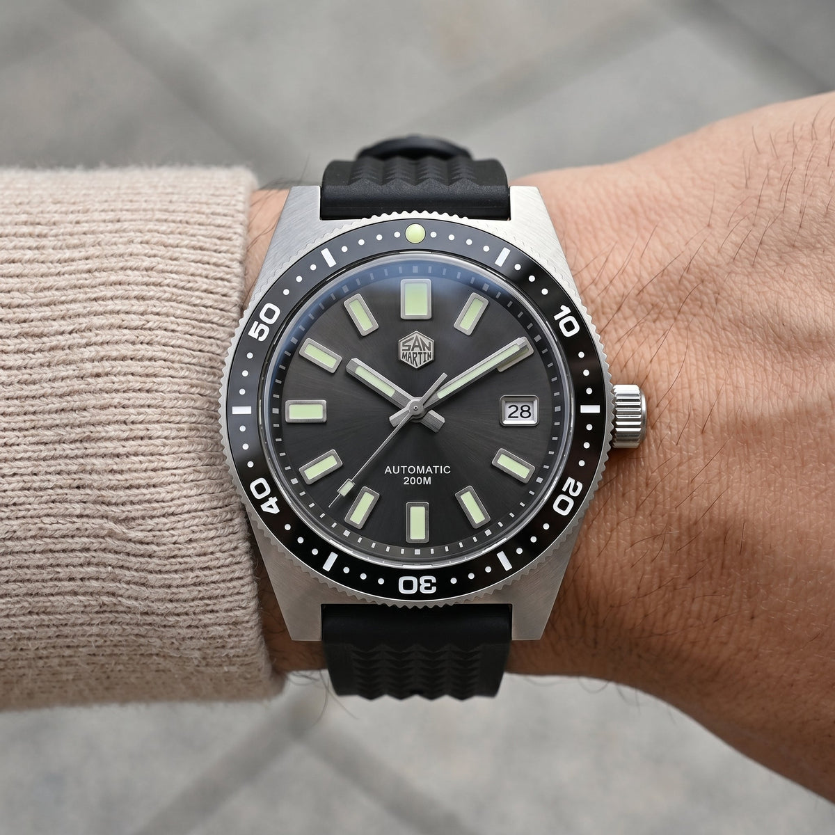 San Martin SN0007-G V4 - Watch on wrist lifestyle shot