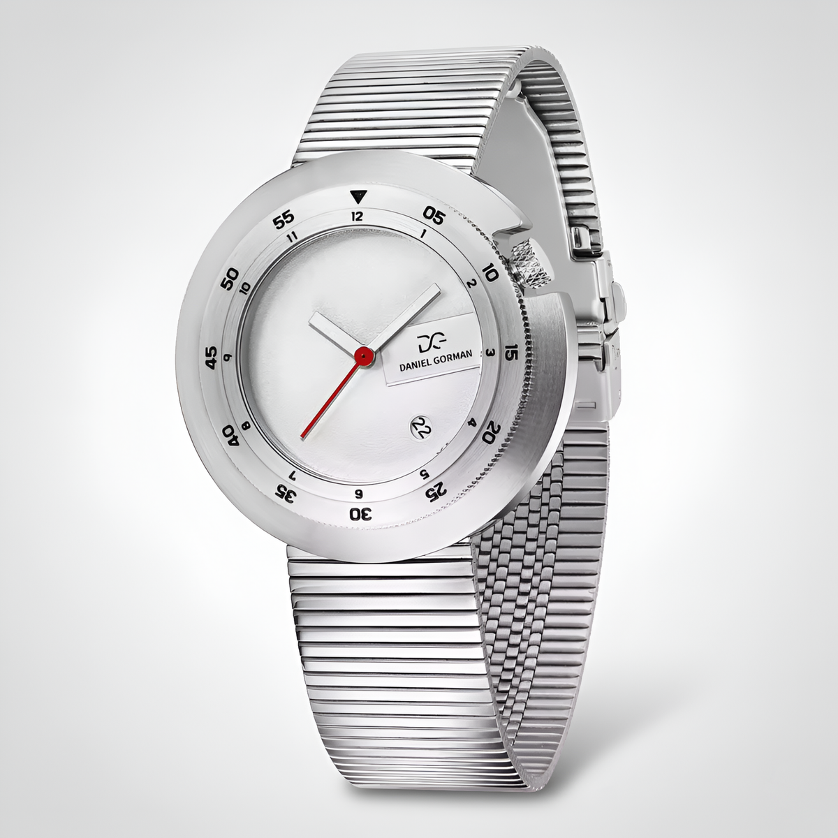 Daniel Gorman DG9317 - Qu - angled view, horizontal link strap