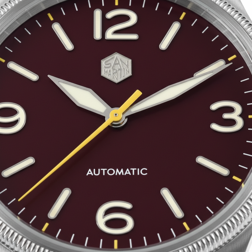 San Martin SN0033-G2 - He - close-up dial hands logo