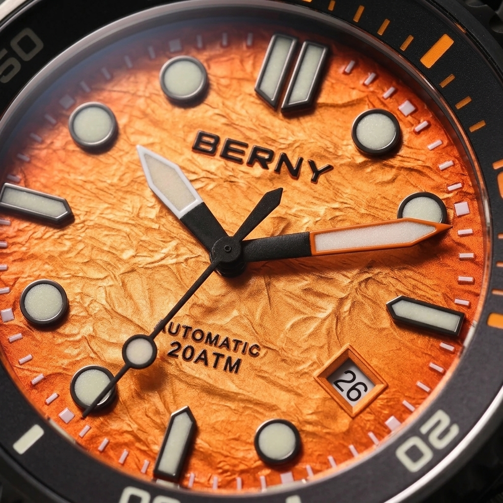BERNY AM155M - dial macro detail