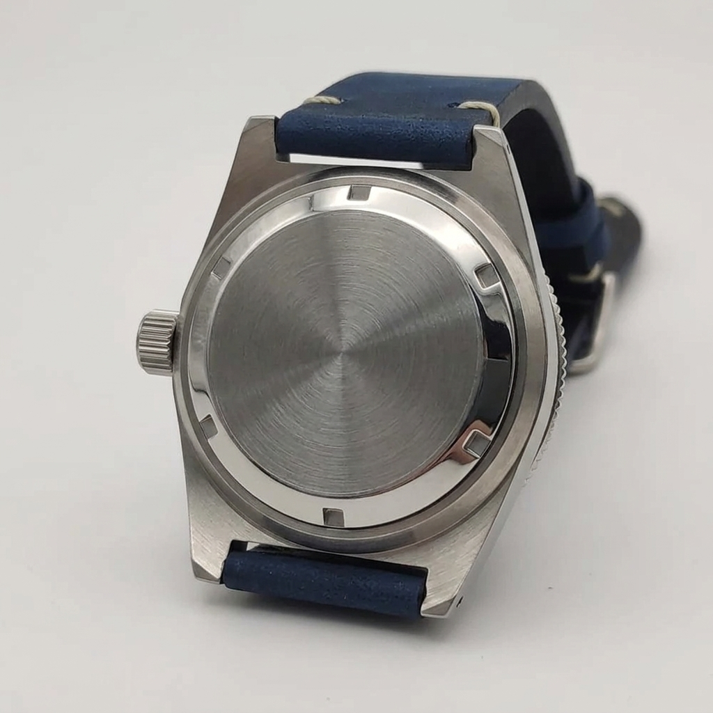 BREITVACHER BL35 - caseback detail