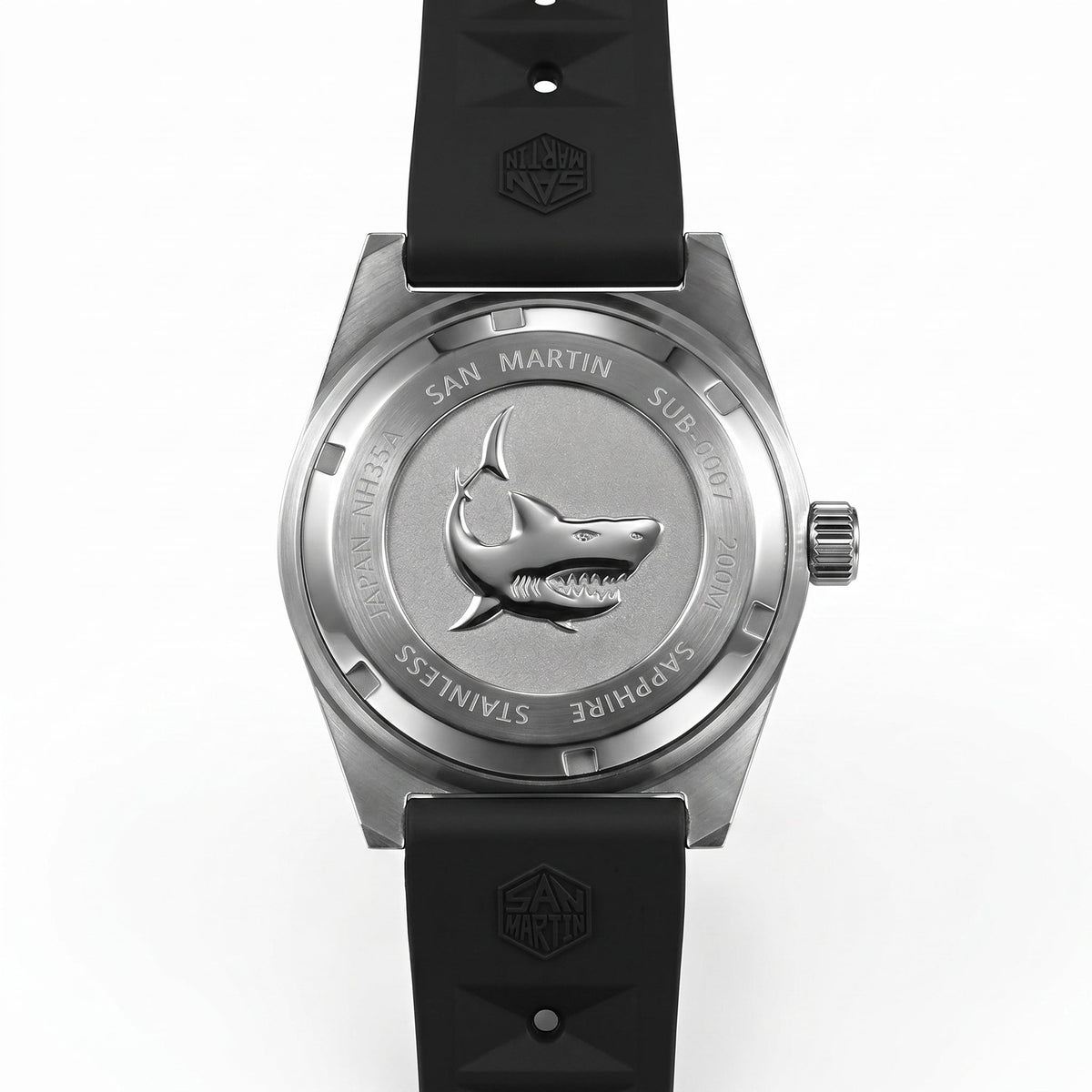 San Martin SN0007-G V4 - Caseback with shark engraving
