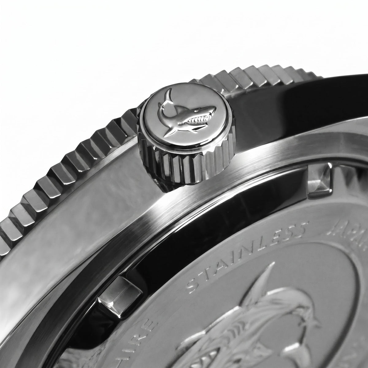 San Martin SN0007-G V4 - Crown detail with shark logo