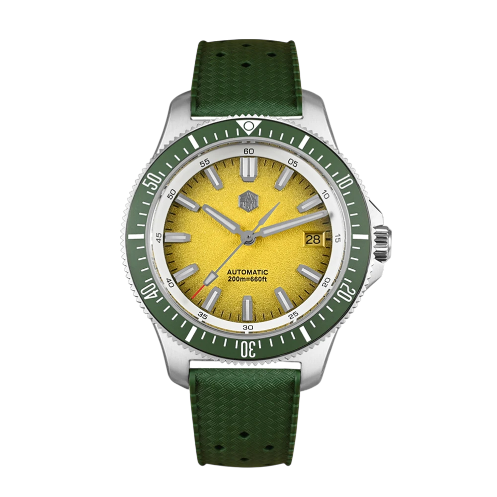 San Martin SN0118-G - Cri - detailed case, prominent crown