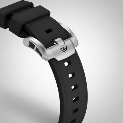 BREITVACHER 91981 - Men A - buckle detail, branded clasp, strap texture