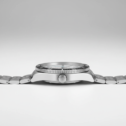 CADISEN C8237 - Automatic - side profile, crown detail, stainless steel