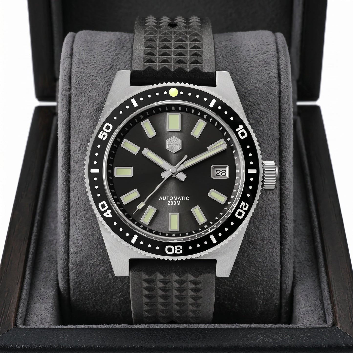 San Martin SN0007-G V4 - Watch in presentation box