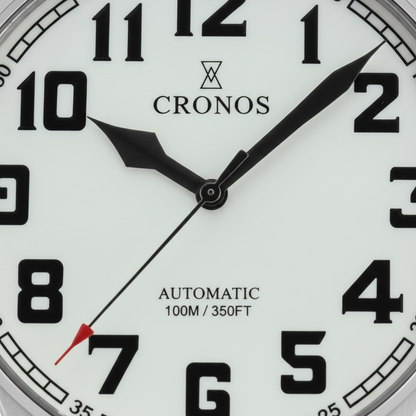 Cronos L6001 - The Ultima - dial detail, bold numerals