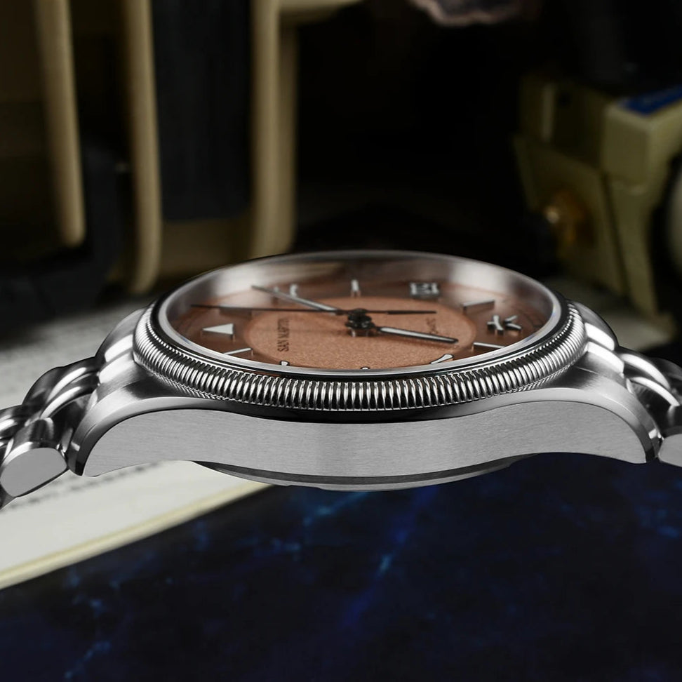 San Martin SN0033 – Men’s Pilot Automatic Watch – Fluted Bezel Side Profile – 316L Stainless Steel Case – Sapphire Crystal Dome