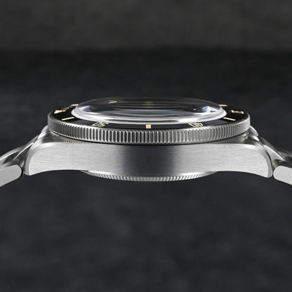 San Martin SN004 Automatic Dive Watch Case Side View – Polished Bezel Edge