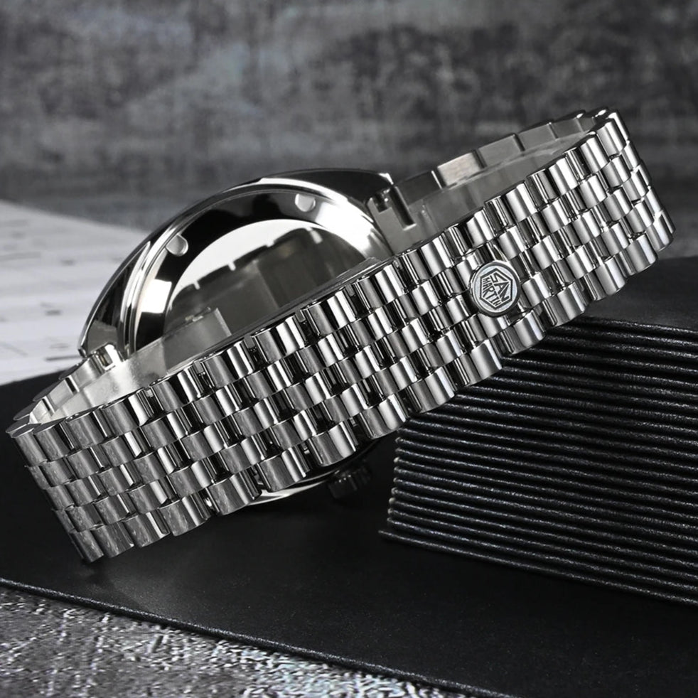 San Martin SN0069 – Men’s Automatic Watch – Stainless Steel Bracelet – San Martin Logo Clasp – Polished Finish