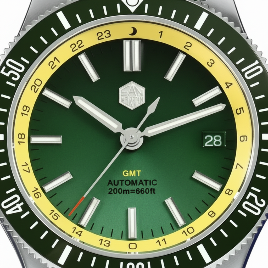 San Martin SN0119 - Automatic GMT Dive Watch Luminous 200m Stainless Steel Strap Edition breitvacher