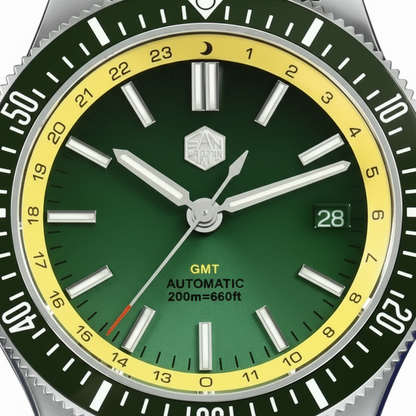 San Martin SN0119 - Automatic GMT Dive Watch Luminous 200m Stainless Steel Strap Edition breitvacher