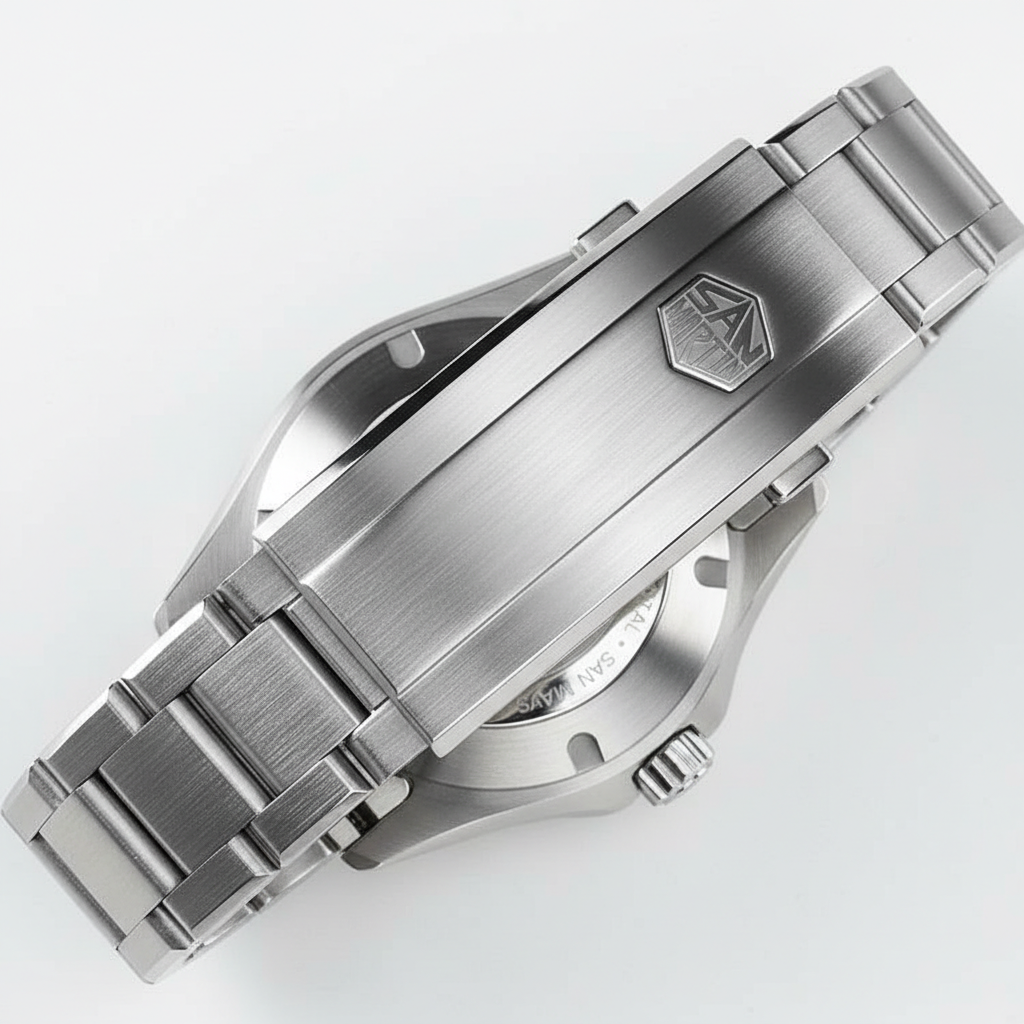 San Martin SN0129G-D - Di - diver watch front view