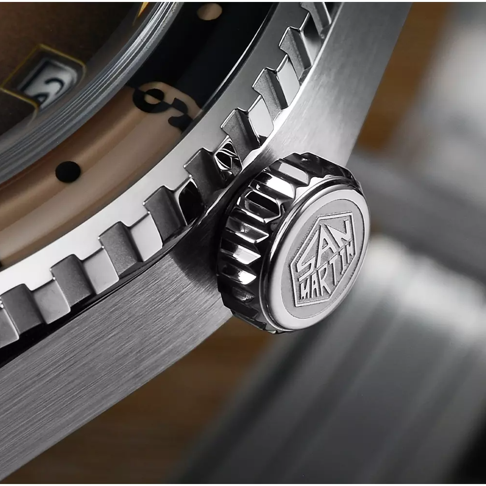 San Martin SN0134 - GMT Automatic Watch with Sapphire Bezel breitvacher