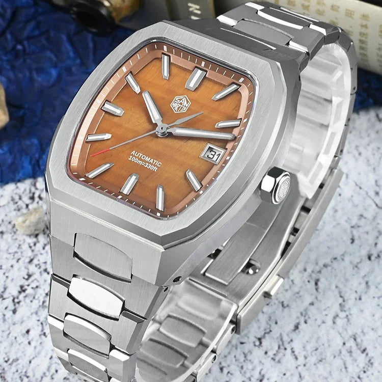 Close-up of San Martin SN0145 showing automatic sapphire crystal and tonneau case