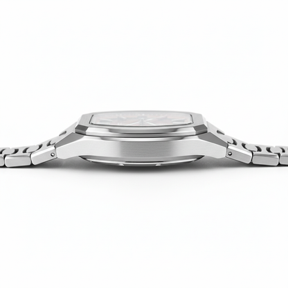San Martin SN0145 automatic sapphire watch side profile showing slim stainless steel case thickness