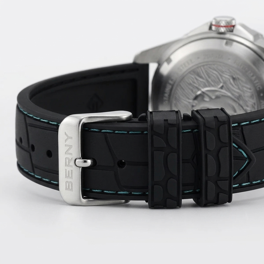 BERNY AM151M - strap and buckle detail