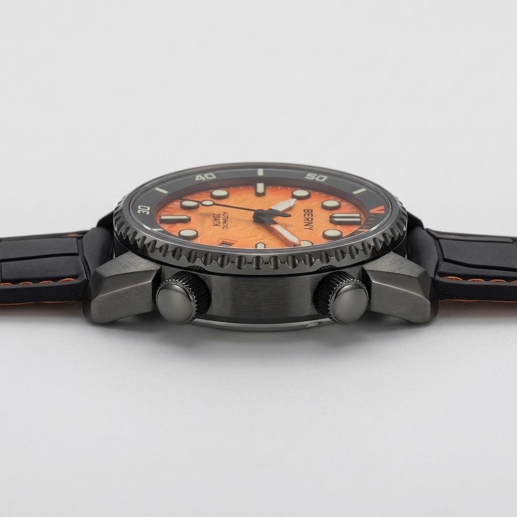 BERNY AM155M - side profile case crown