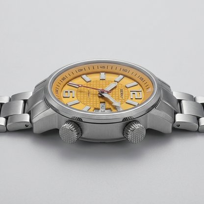 BERNY AM7081M - side profile case crown