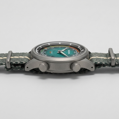 BERNY AMT159M - side profile case crown