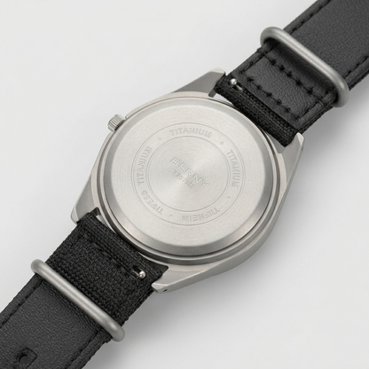 BERNY T2570M - caseback detail