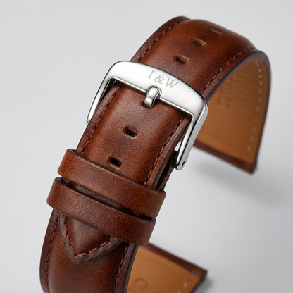 CARNIVAL 8816G - strap and buckle detail