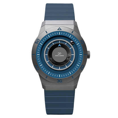 Daniel Gorman DG0131 - Me - minimalist design