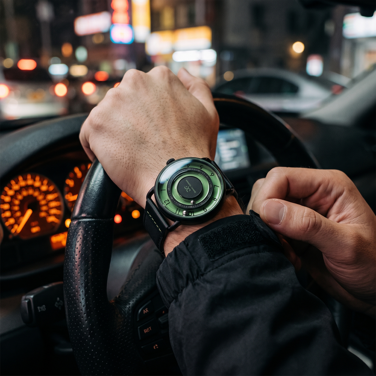 Daniel Gorman DGY000 - wrist shot lifestyle