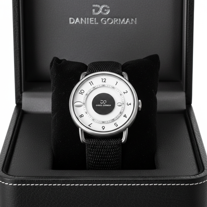 Daniel Gorman DGY000 - Qu - luxury watch, in box, macro closeup