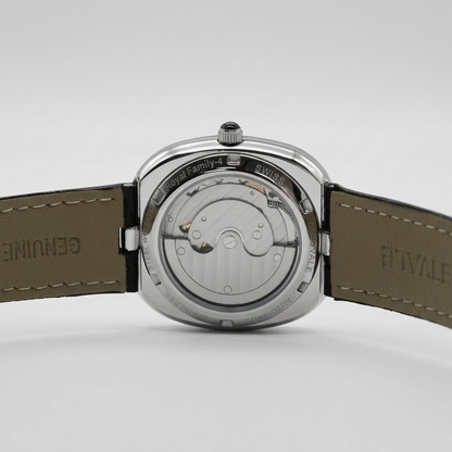 DIEOVALE Y1133G - caseback detail