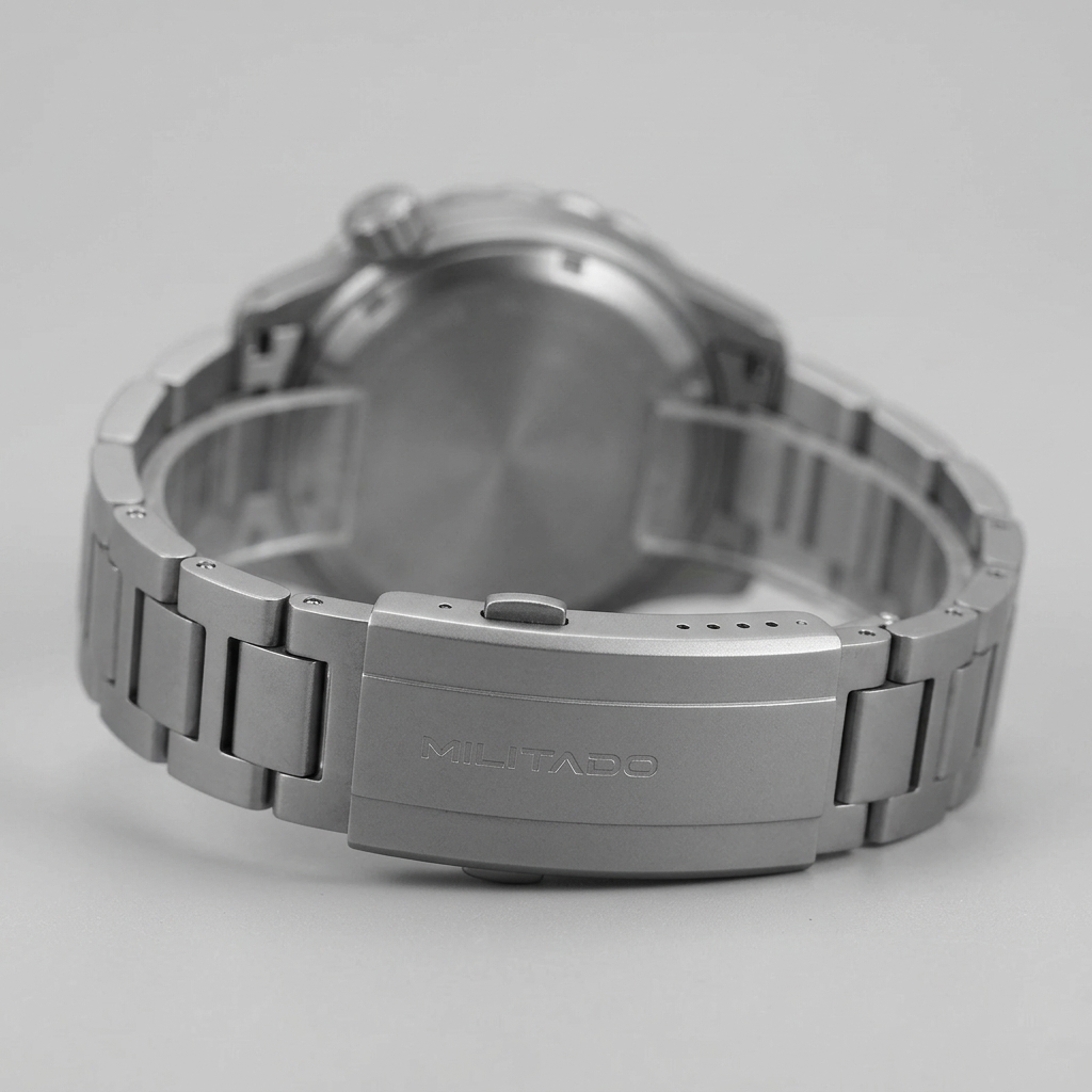 MILITADO ML20 - strap and buckle detail