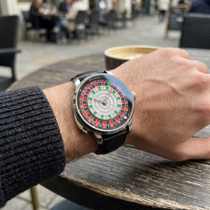 PINDU P6628 - wrist shot lifestyle