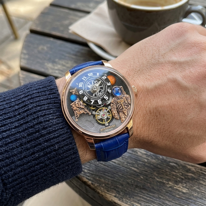 PINDU P6630 - wrist shot lifestyle
