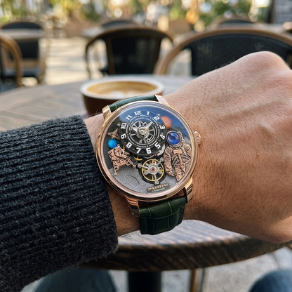 PINDU P6630 - wrist shot lifestyle