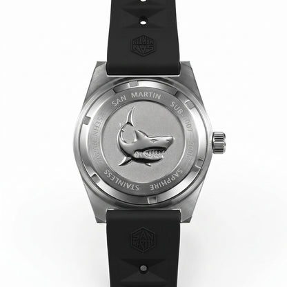 San Martin SN0007-G V4 - Caseback with shark engraving