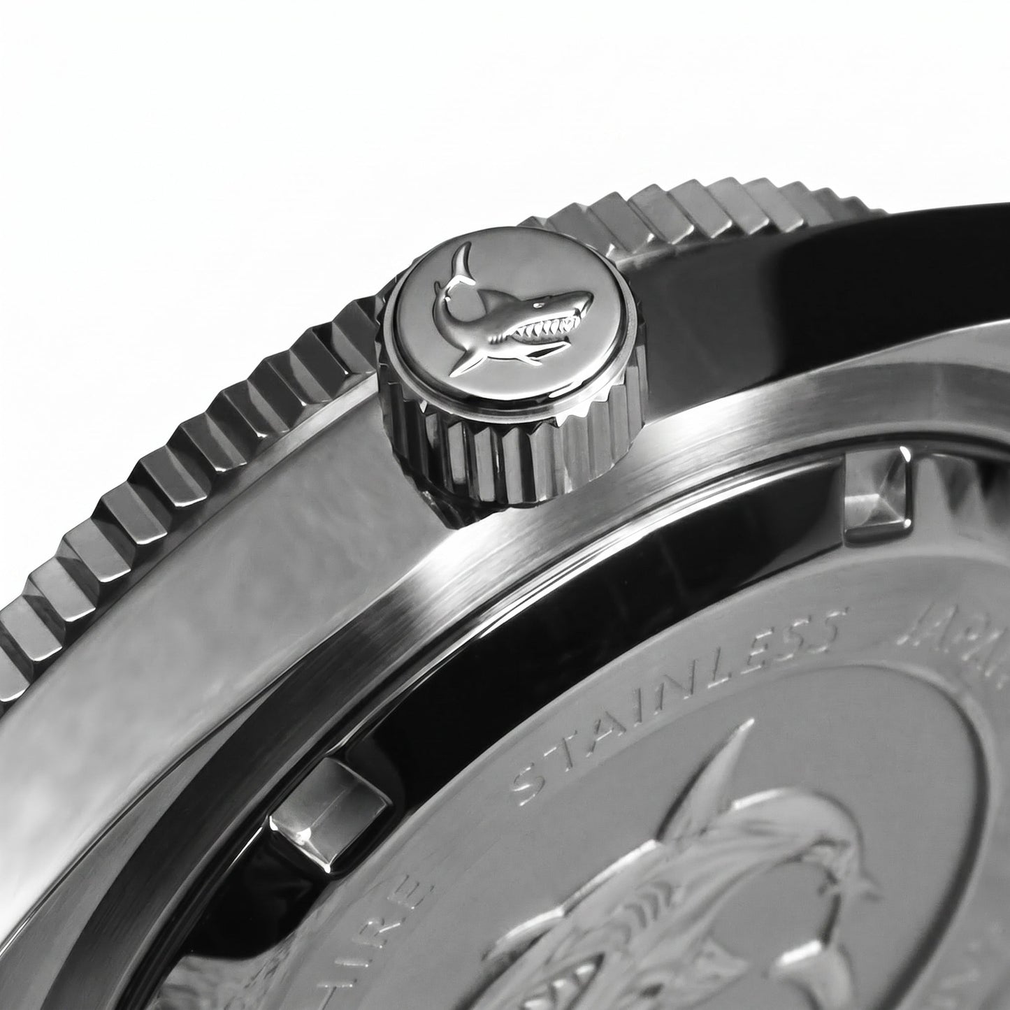 San Martin SN0007-G V4 - Crown detail with shark logo