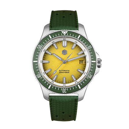 San Martin SN0118-G - Cri - detailed case, prominent crown