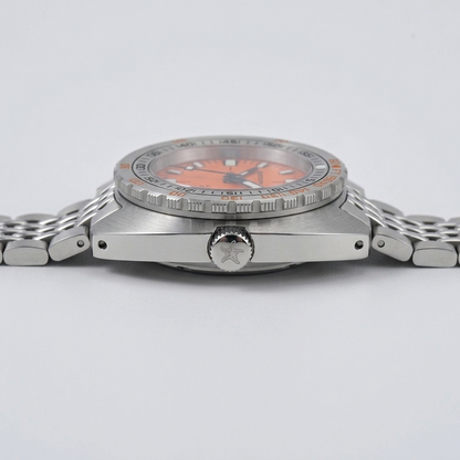 SEESTERN S406 - side profile case crown