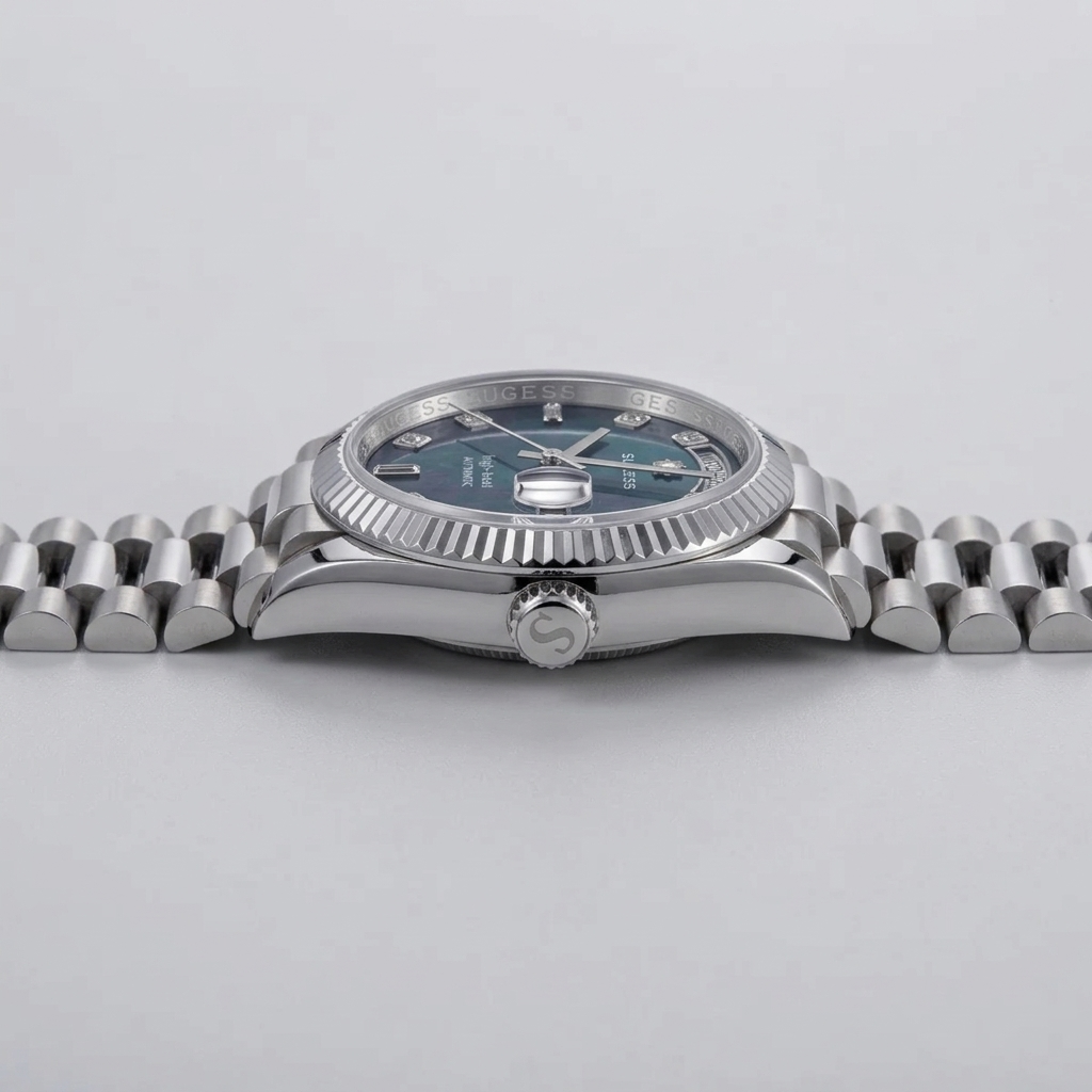 SUGESS S449 - side profile case crown